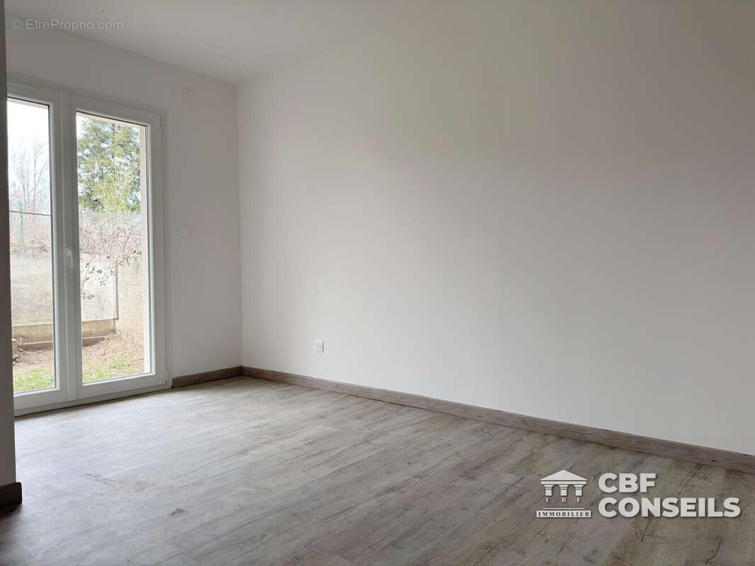 Maison à PONT-DU-CHATEAU