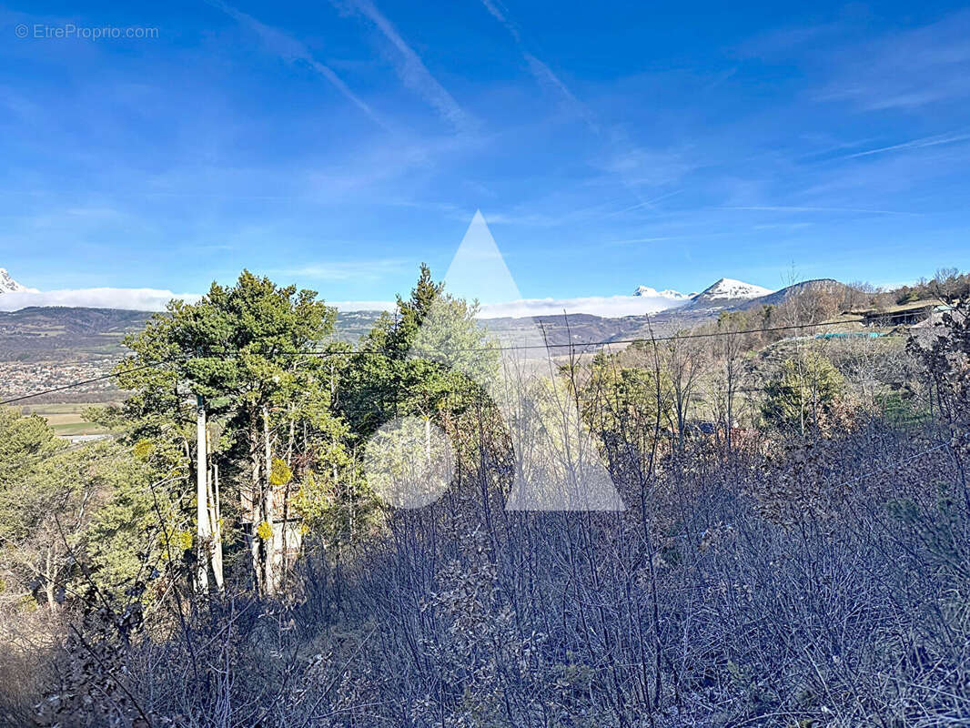 Terrain à RAMBAUD