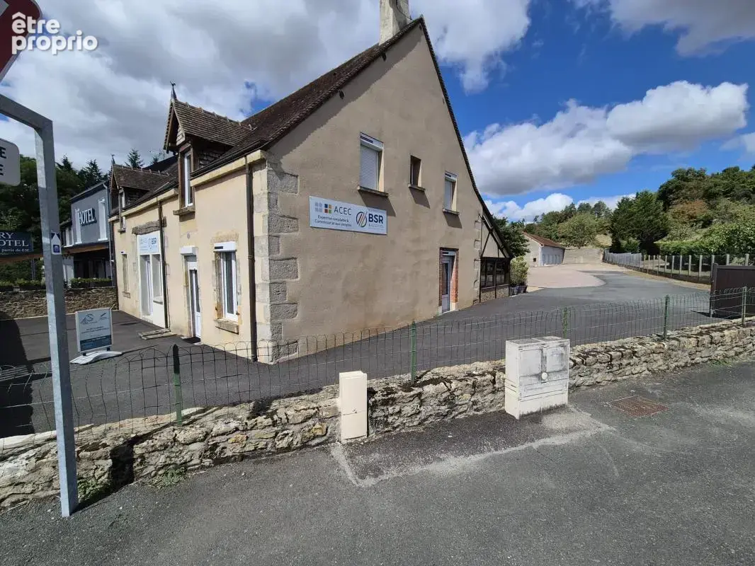 Maison 9 pièces 240 m² à vendre à Montgivray (36400) - photo 2