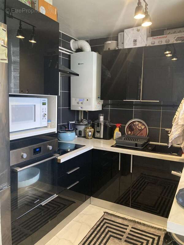 Appartement à GENNEVILLIERS