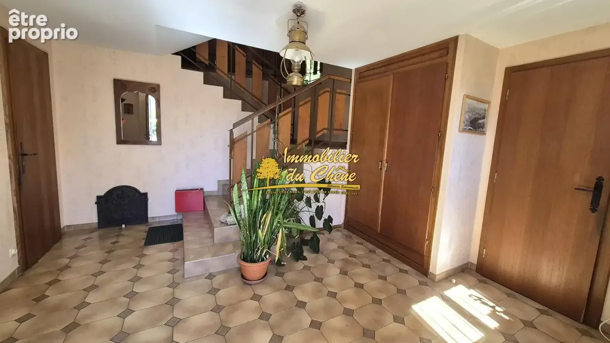 Maison 10 pièces 217 m² à vendre à Luxeuil-Les-Bains (70300) - photo 4
