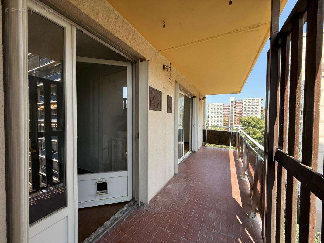 Appartement à MARSEILLE-10E