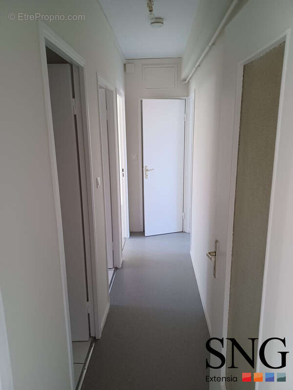 Dégagement - Appartement à PERIGUEUX