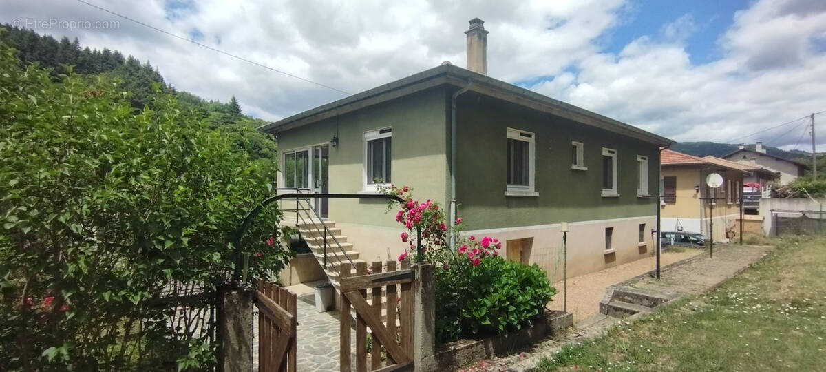 Maison à LE CHEYLARD