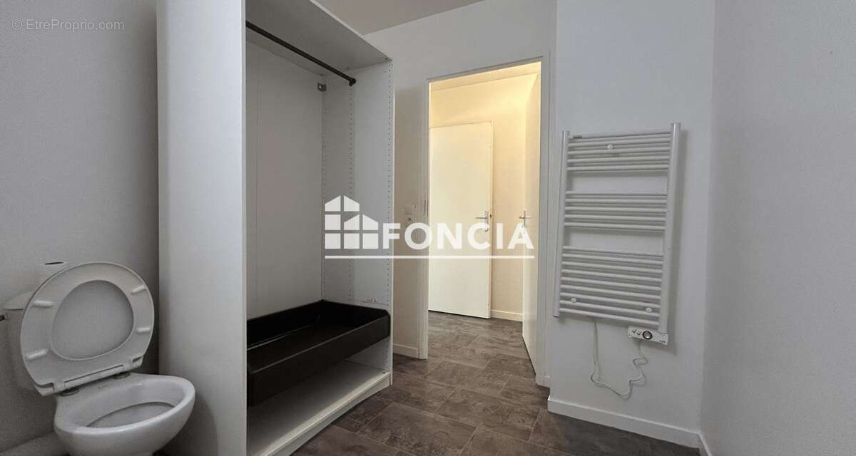 Appartement à CORBEIL-ESSONNES
