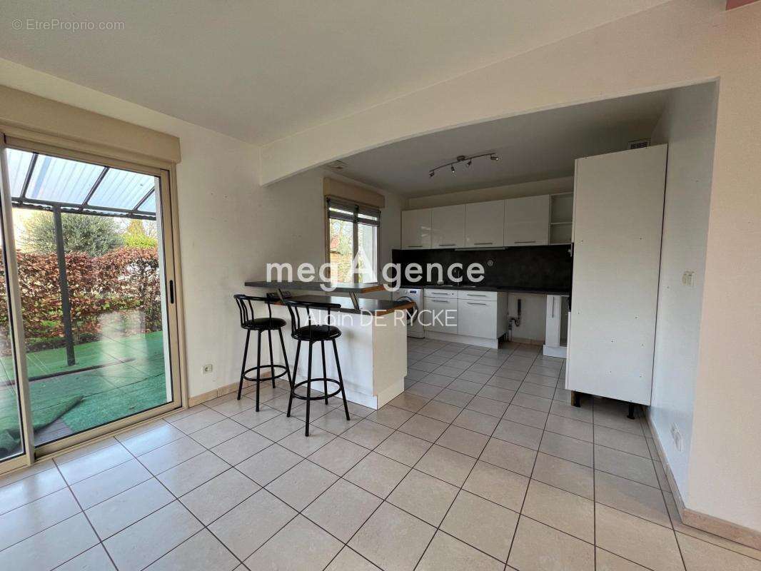 Maison à VARENNES-SUR-SEINE