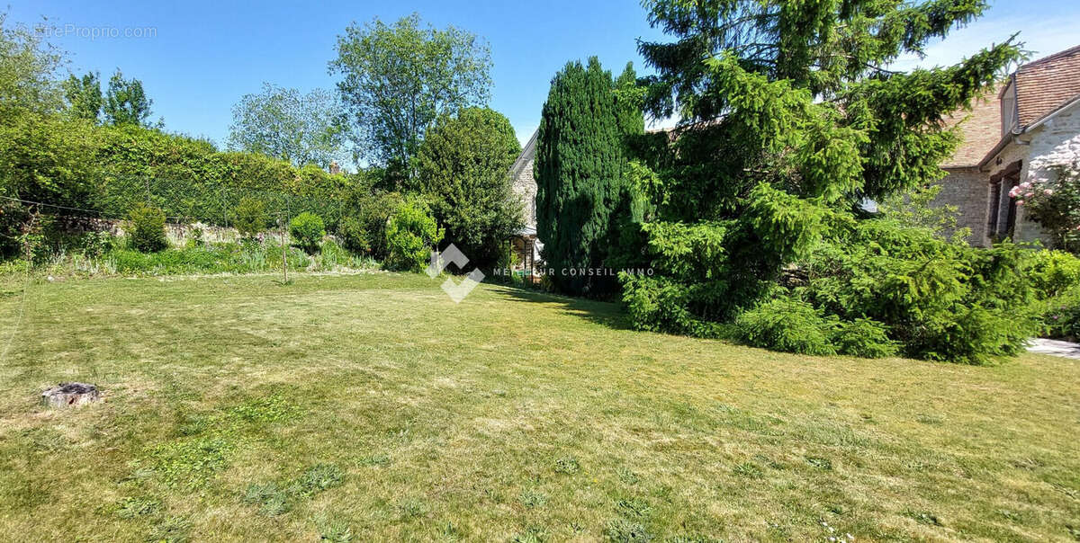 Maison à THOIRY