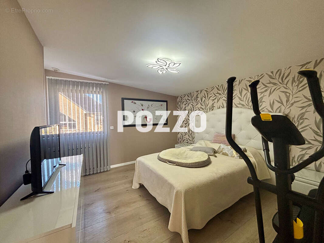 Maison à BENOUVILLE