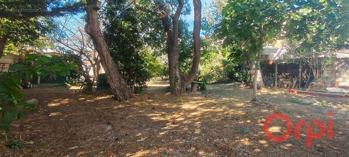 Maison à VILLENEUVE-LES-BEZIERS