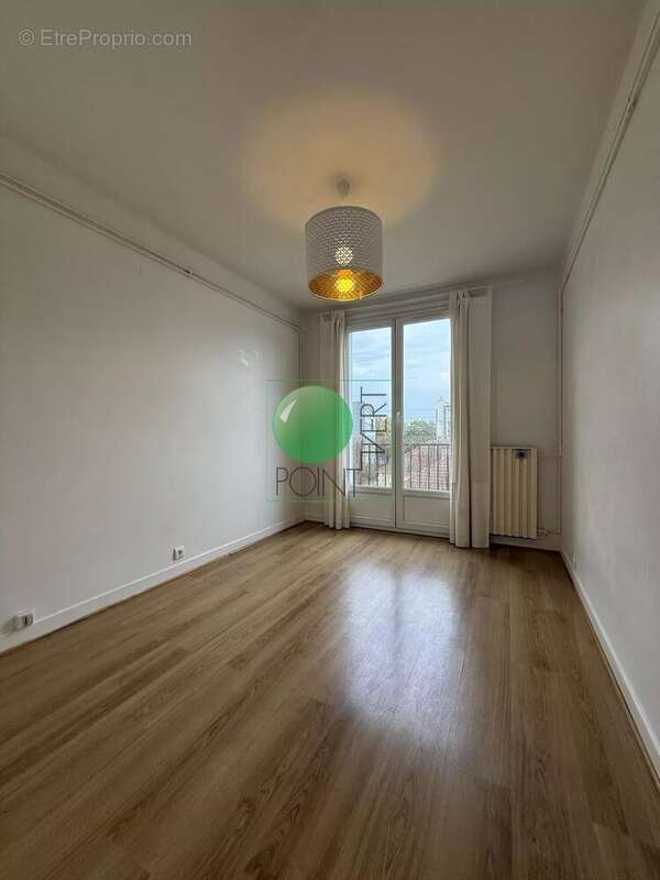 Appartement à BALLANCOURT-SUR-ESSONNE