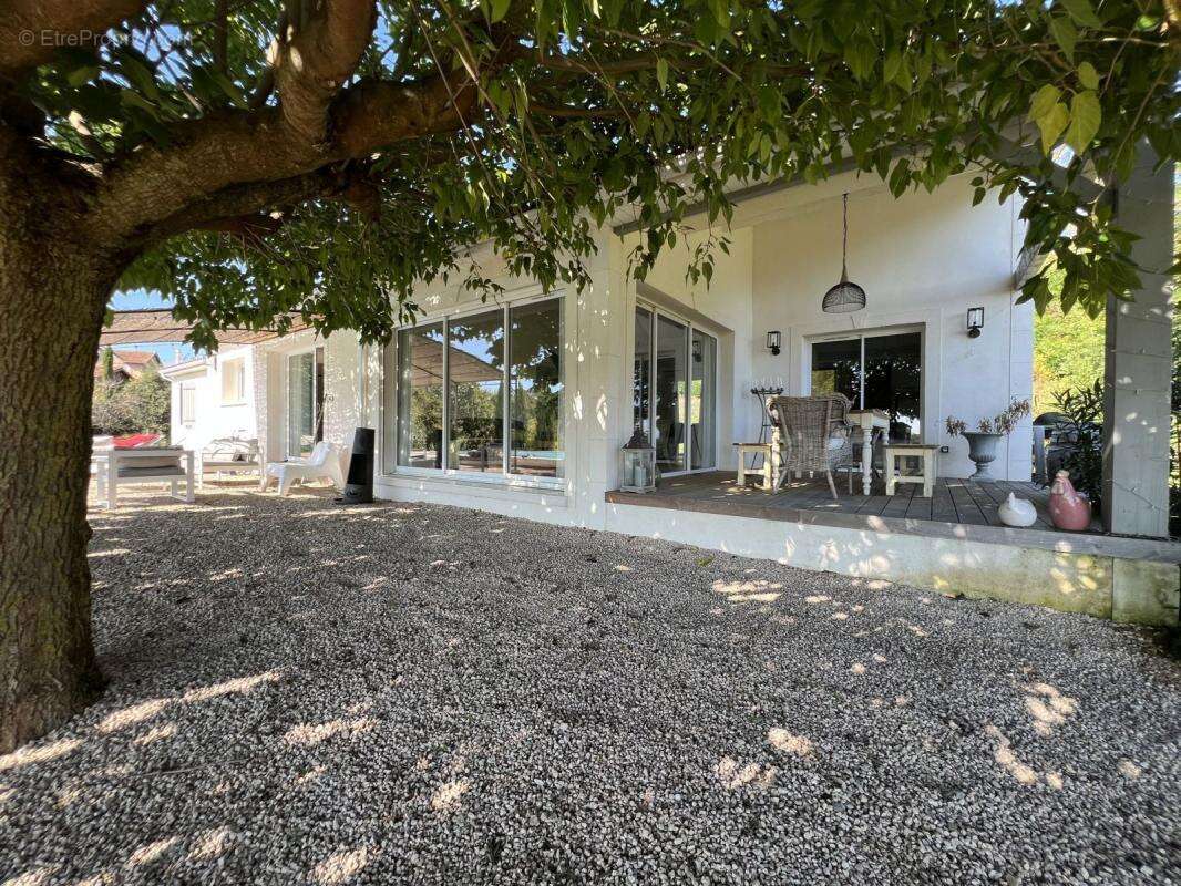 Maison à LISLE-SUR-TARN