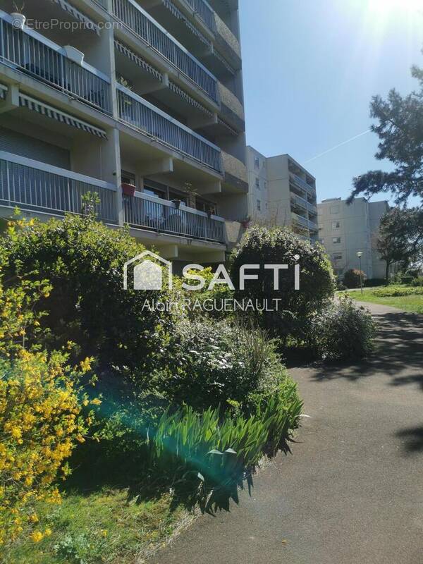 Photo 1 - Appartement à LYON-8E