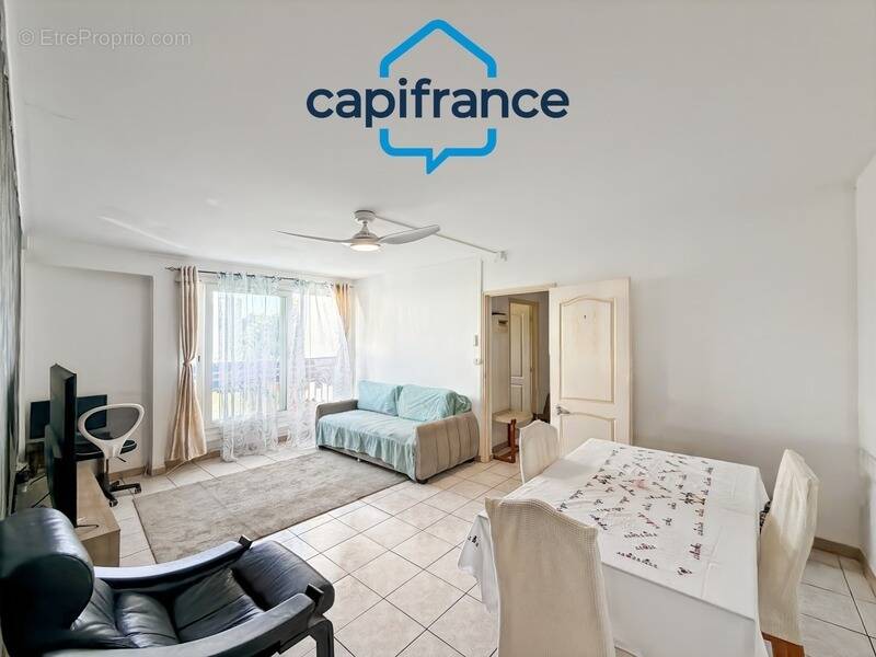 Appartement à SAINT-DENIS