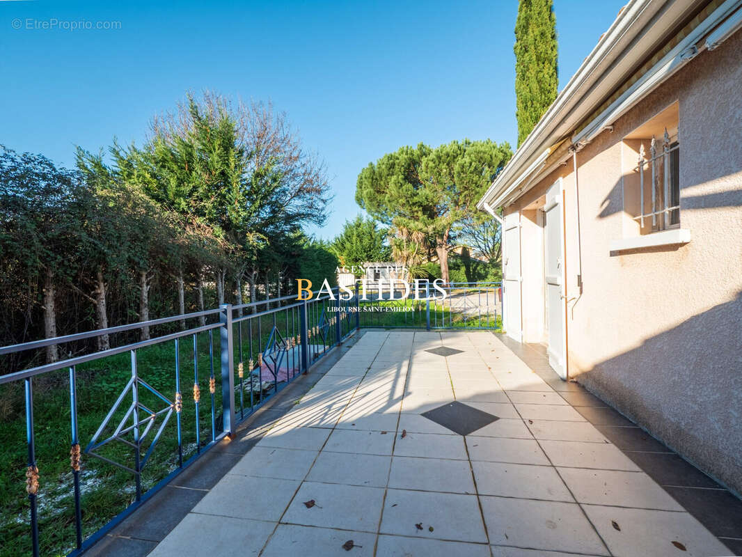 Maison à SAINT-DENIS-DE-PILE
