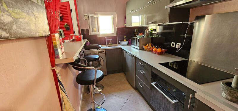 Dpt Corse (20), à vendre SAINT FLORENT appartement T3 55m²- centre ville - photo 2