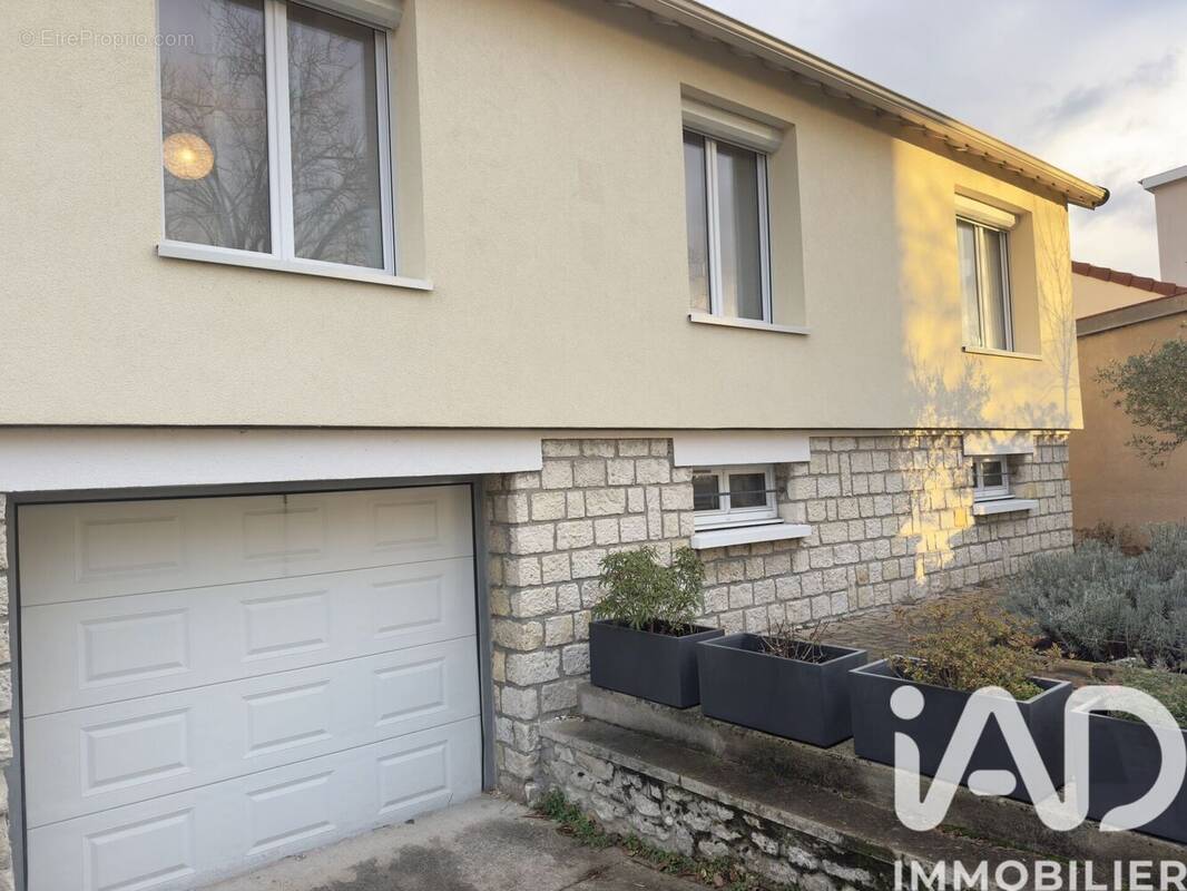 Photo 1 - Maison à LA ROCHETTE