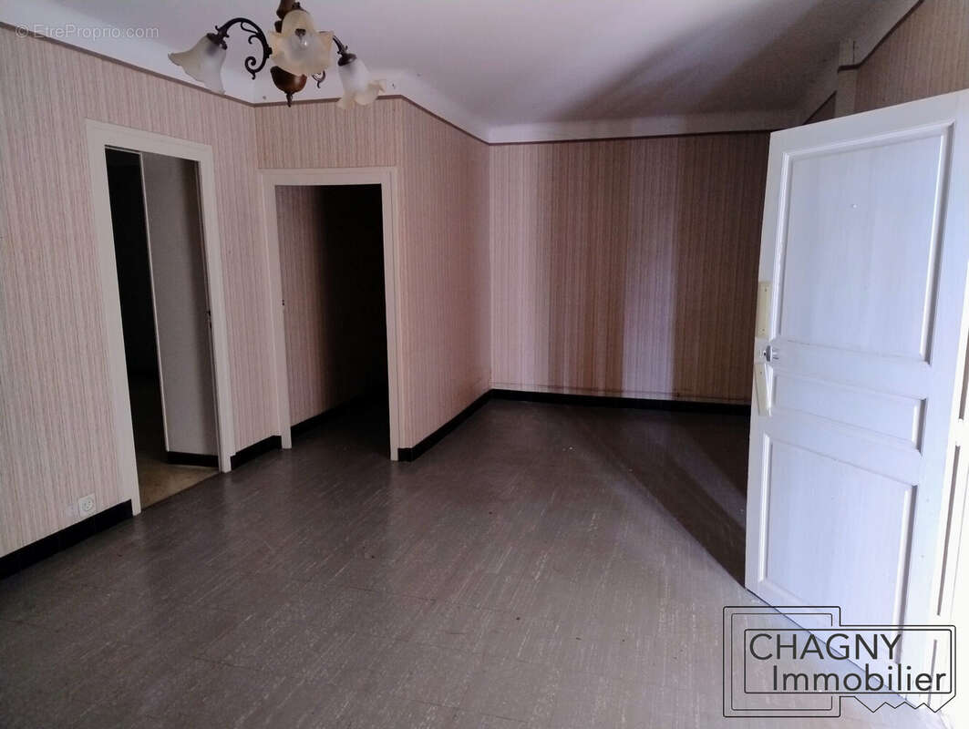 Appartement à MERCEUIL