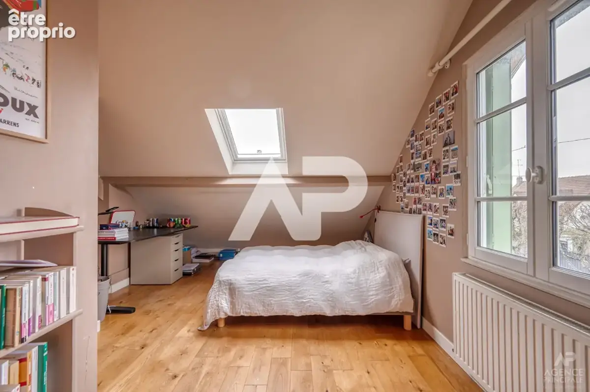 Maison Rueil Malmaison 6 pièce(s) 150m2 - photo 9