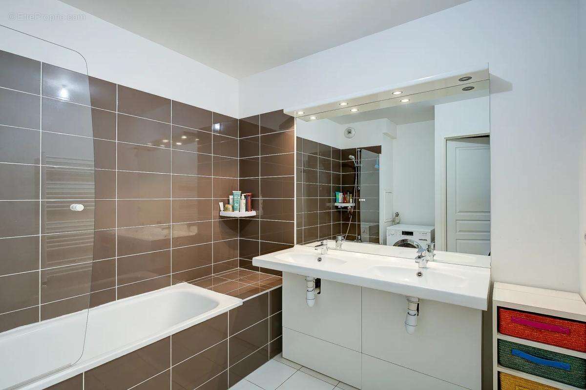 Appartement à SAINT-CYR-L'ECOLE