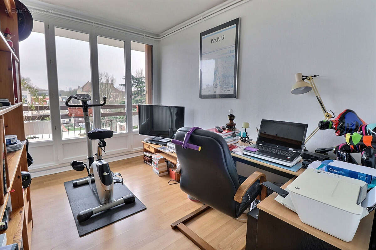 Appartement à SAINT-OUEN-L'AUMONE