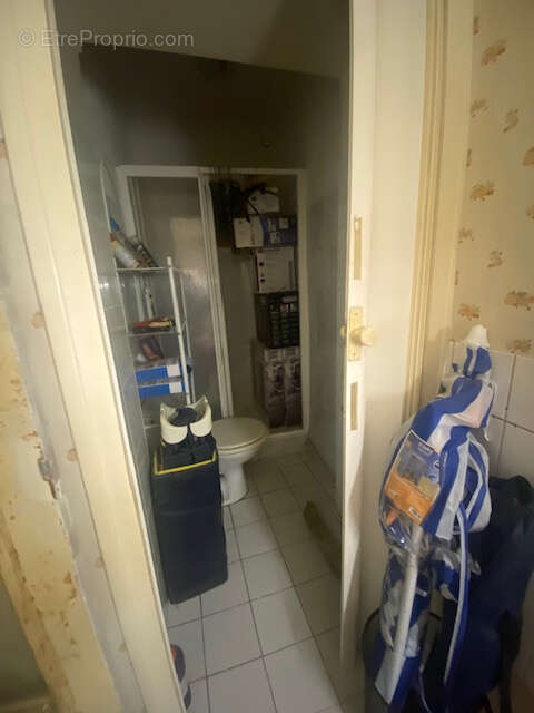 Maison de bourg avec terrasse , garage et possibilité de faire un studio/F1 indépendant - photo 7