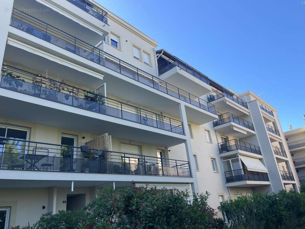 Appartement 70 m² à Valence  - photo 2