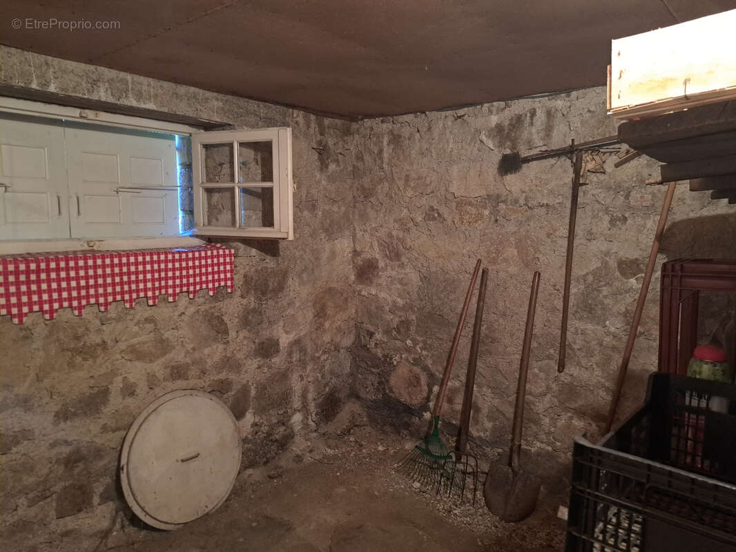 Maison à LE CHAMBON-SUR-LIGNON