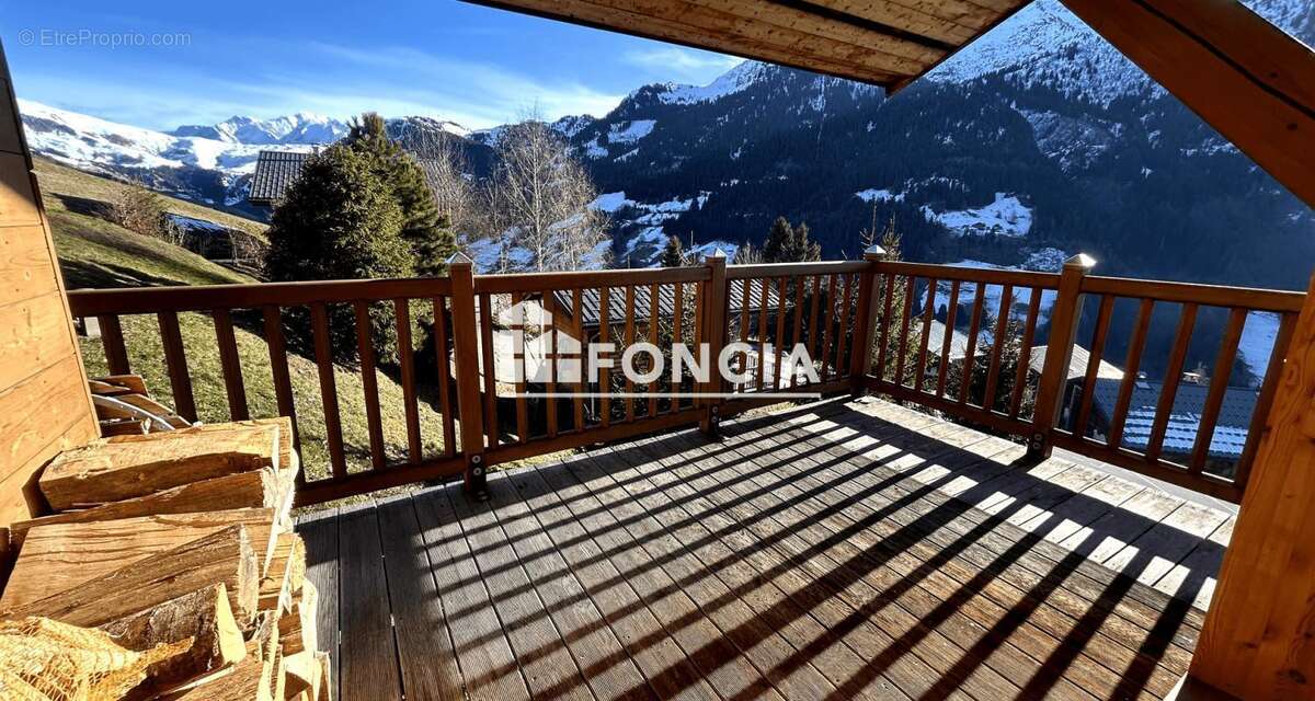 Appartement à HAUTELUCE