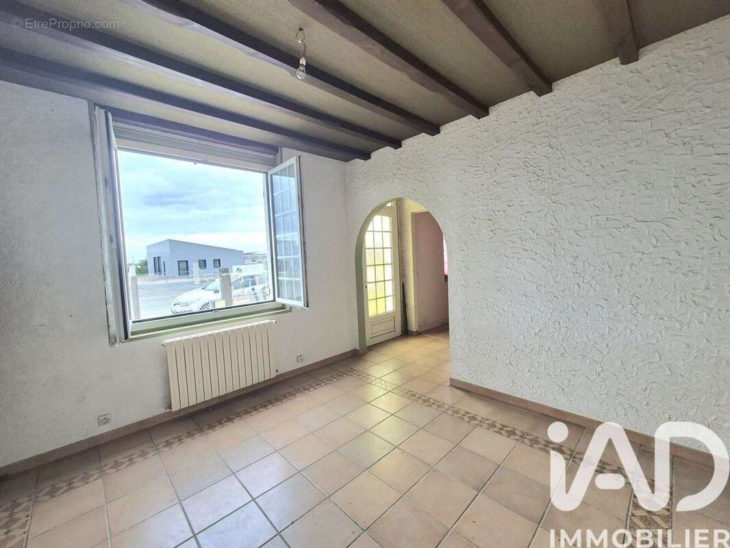 Photo 7 - Maison à LOUZY