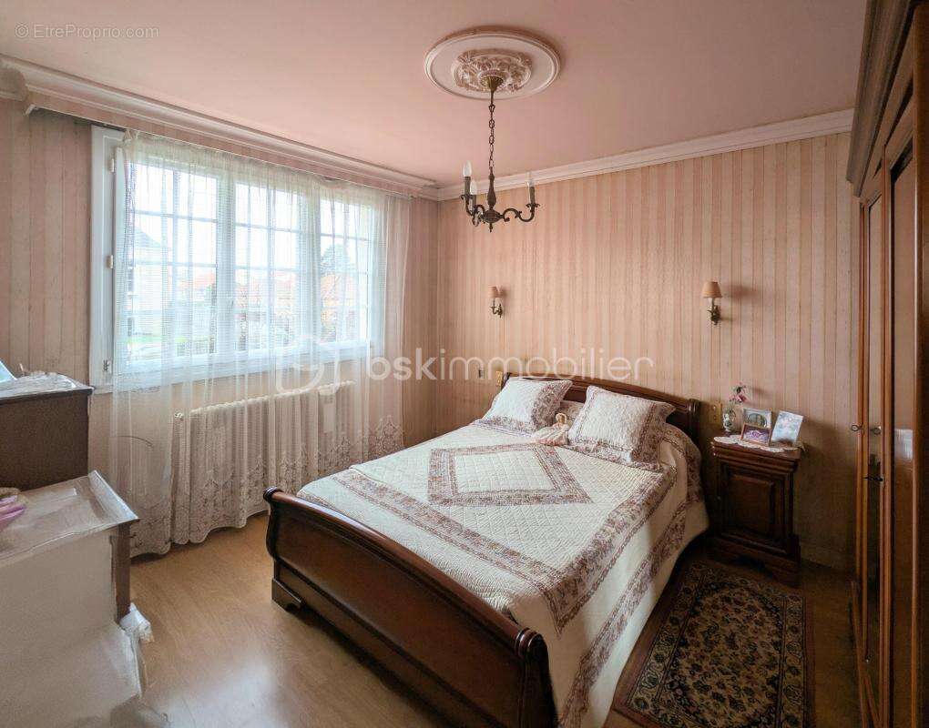 Maison à SAINT-JULIEN-DE-CONCELLES