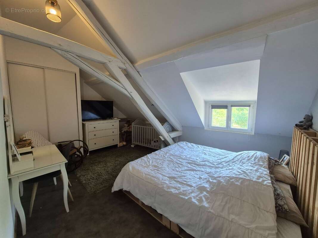 Maison 124 m² à Vierzon  - photo 5