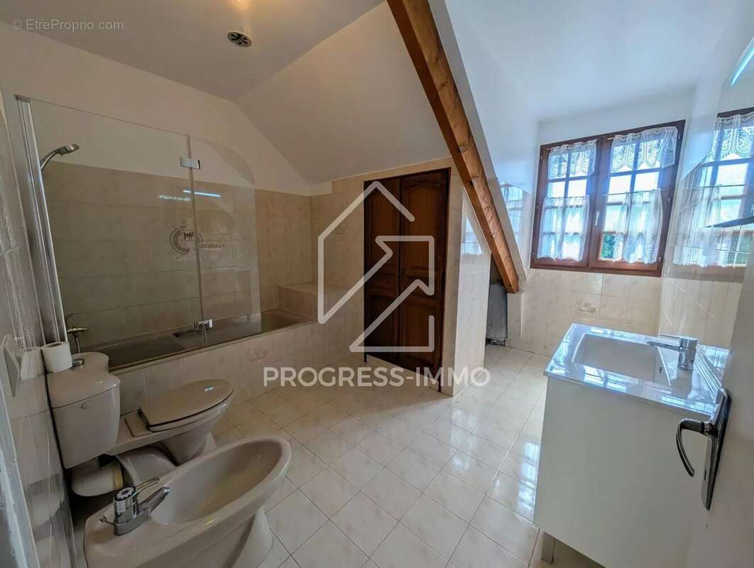 Maison à CHAMPIGNY-SUR-MARNE