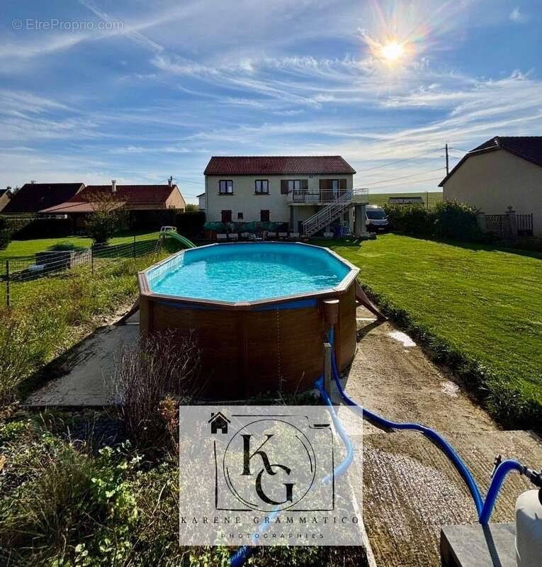 Maison à TUCQUEGNIEUX