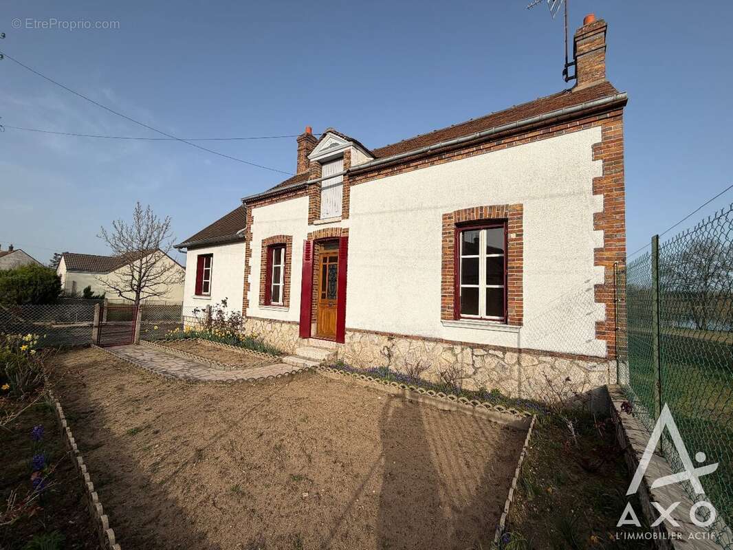 Maison à CEPOY