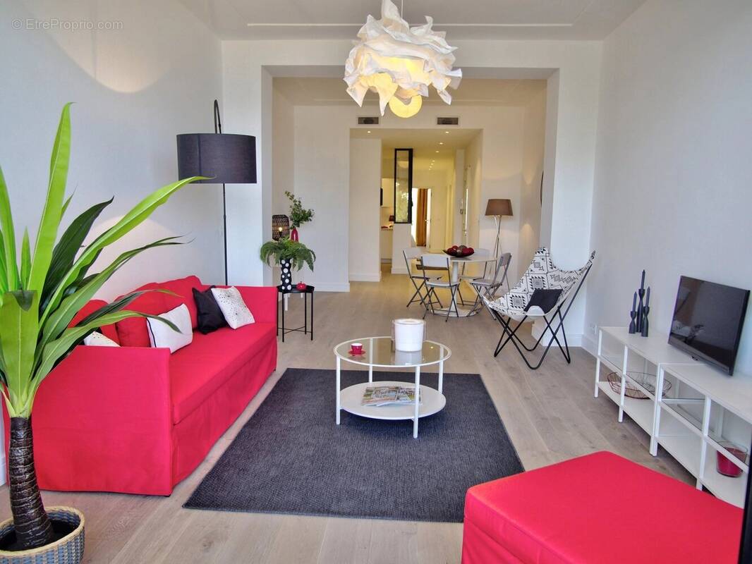 Salon Parquet - Appartement à NICE