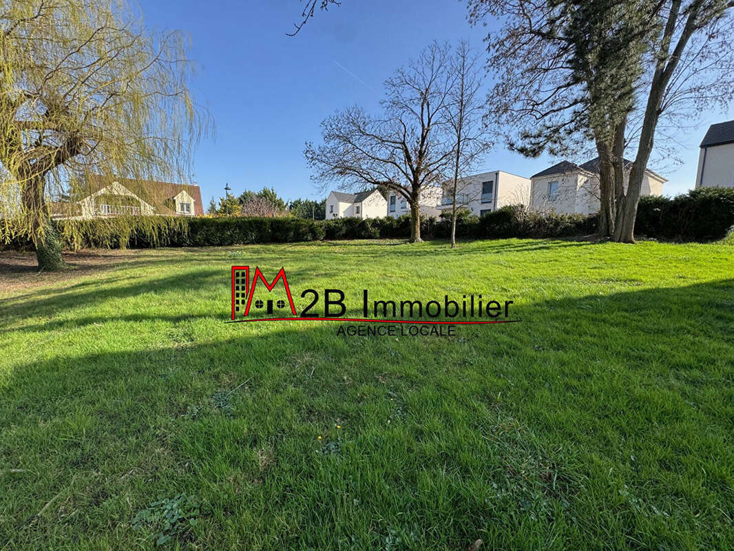 Limite lagny - terrain plat  a batir - photo 2