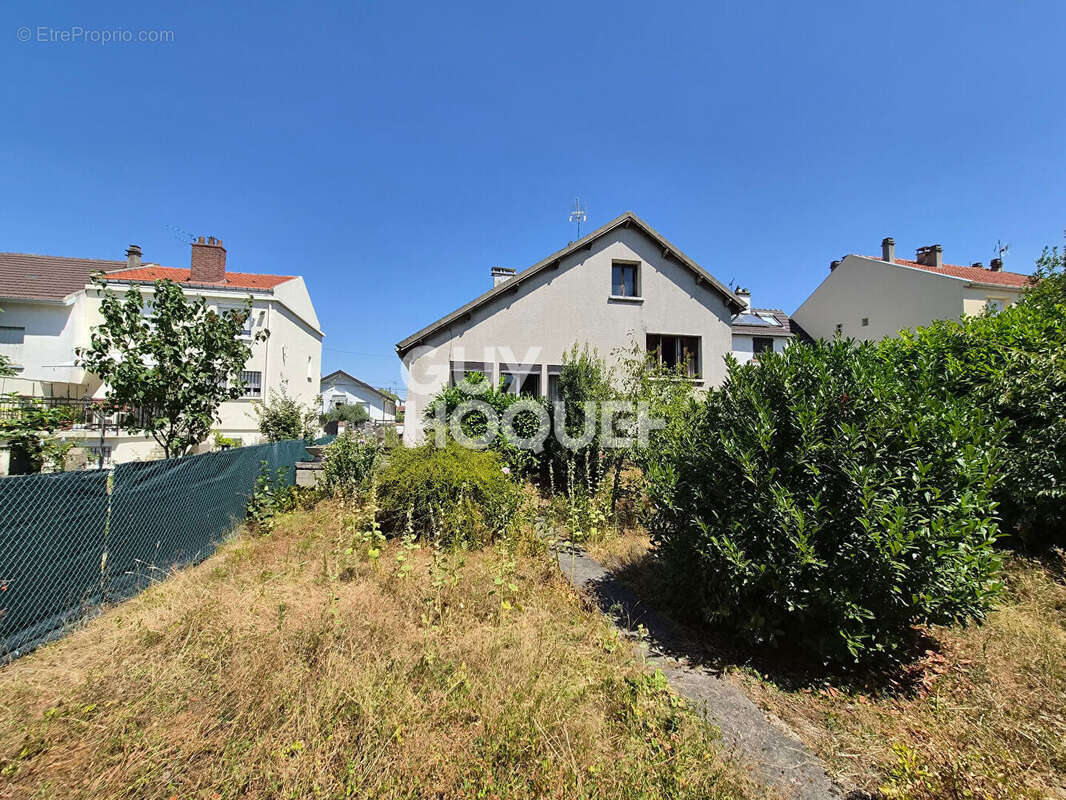 Maison 90 m² à Le Blanc-Mesnil  - photo 12