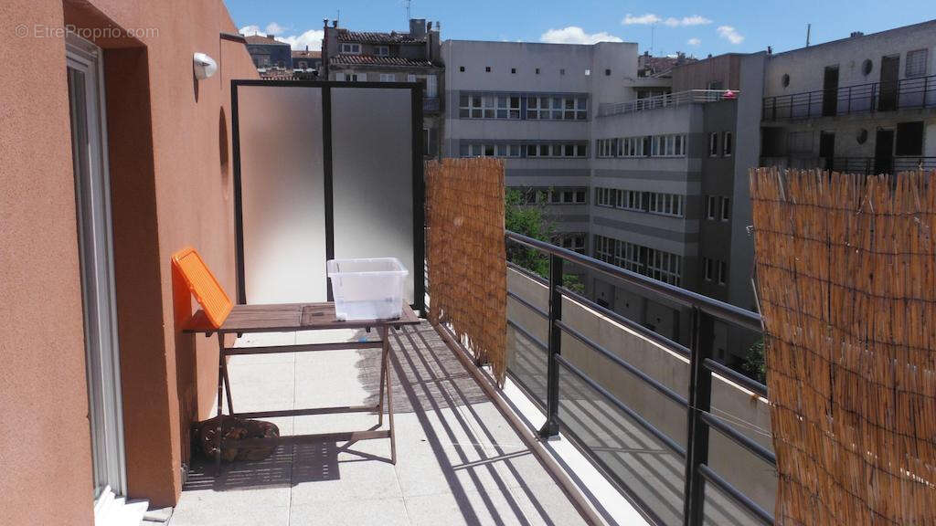 Appartement à MARSEILLE-3E