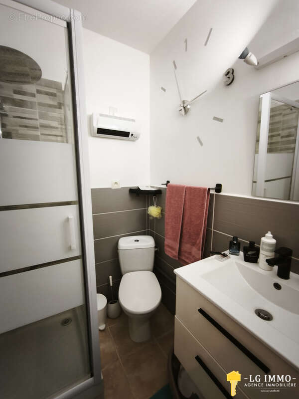 Coup de cœur à Cozes! Belle maison familiale de 148 m2   5 chambres   Terrain clos et arboré de plus de 1 000 - photo 15