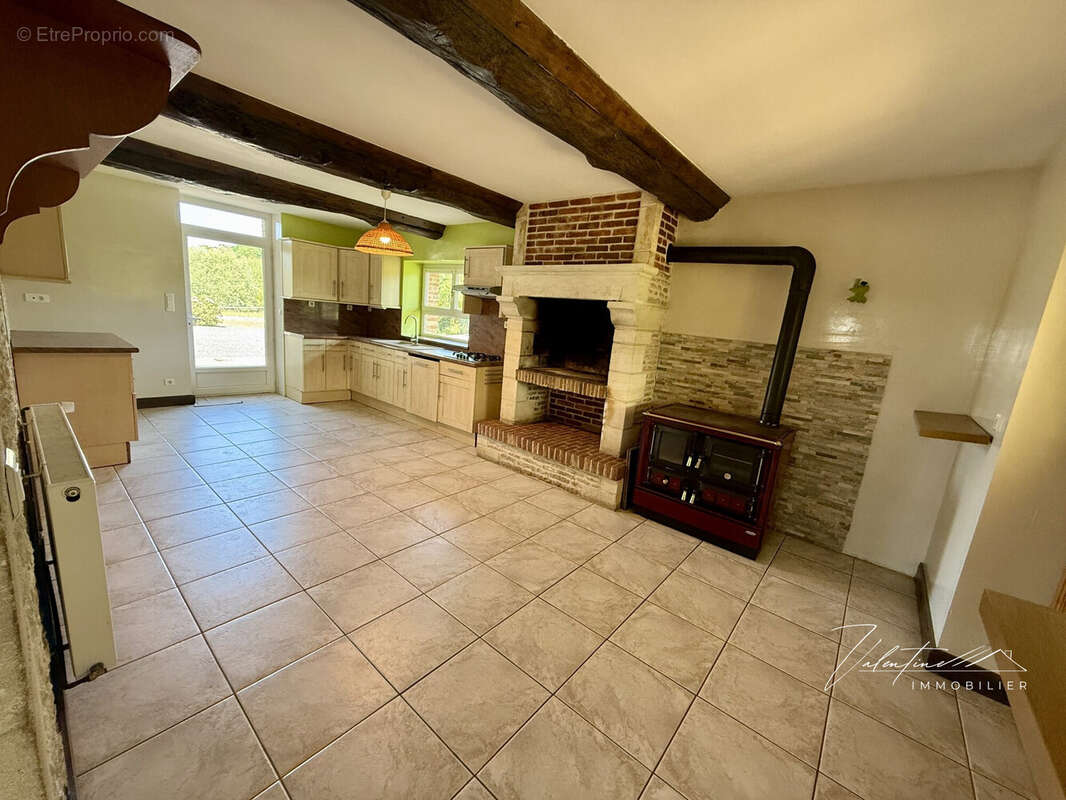 Maison à MONTREUIL-EN-AUGE