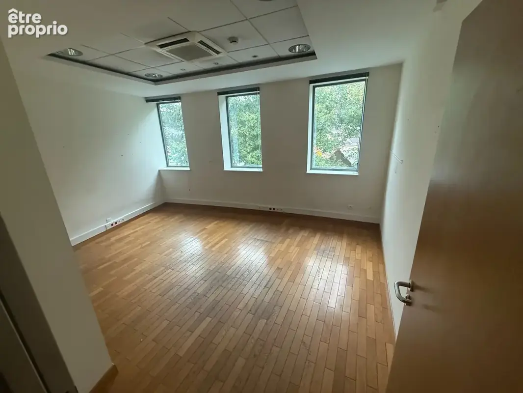 Appartement 1 200 m² à vendre à Bruay-La-Buissiere (62700) - photo 2