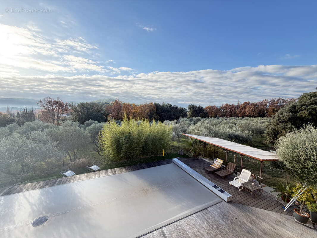 Maison à VILLECROZE