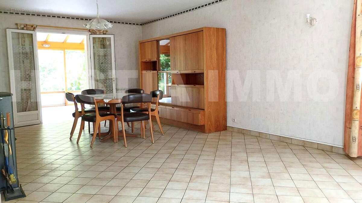 _copie-0_IMG_20250512_153326 - Maison à LA CHAPELLE-SUR-ERDRE