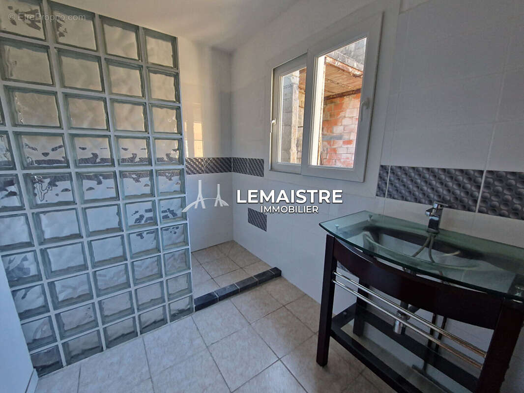 Appartement à LILLEBONNE