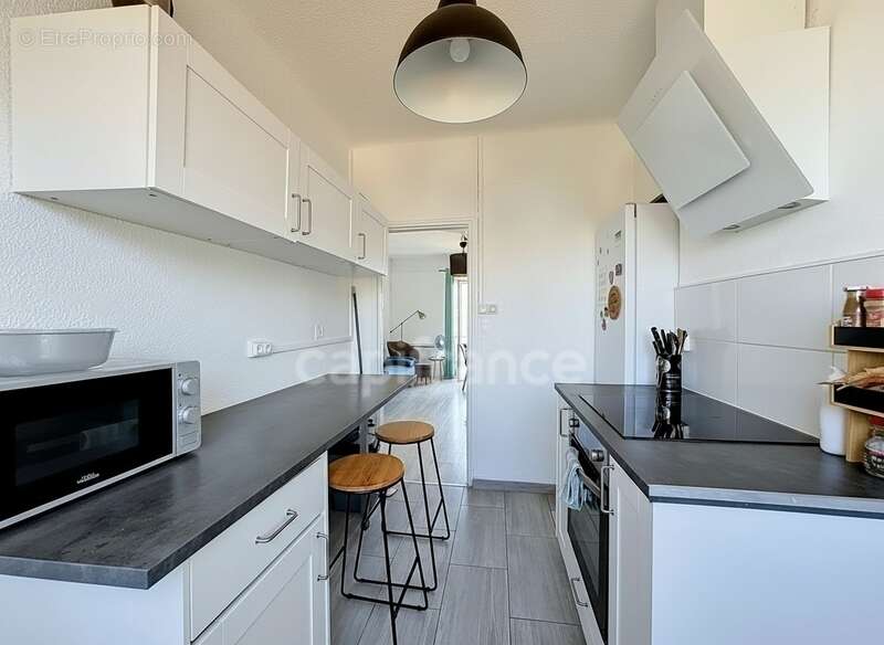 Appartement 6 pièces - Bd Talabot - photo 6