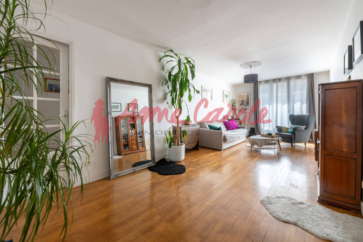 Appartement à NOGENT-SUR-MARNE