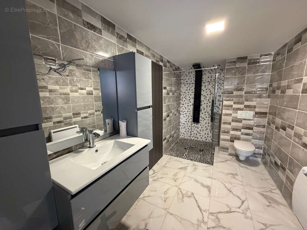 Maison à PETITE-FORET