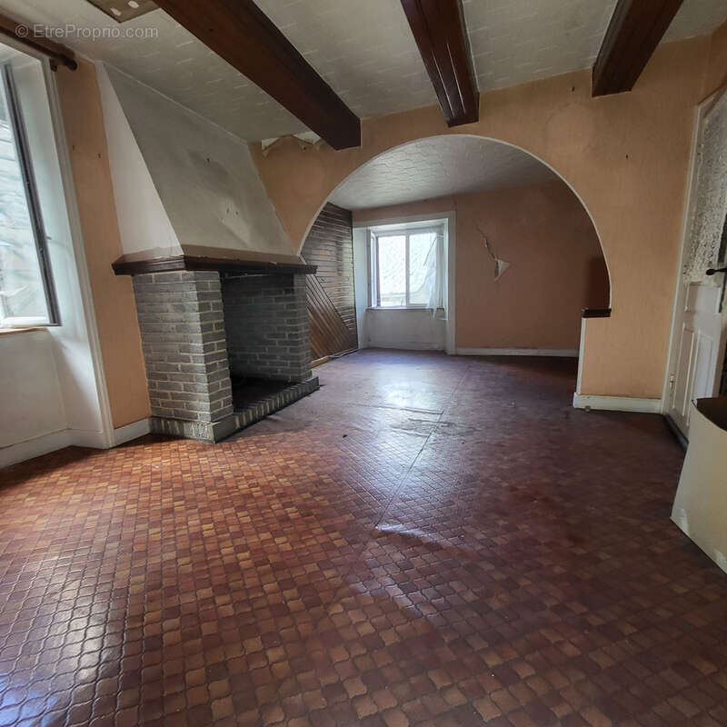 Maison de bourg à TRIZAC - photo 10