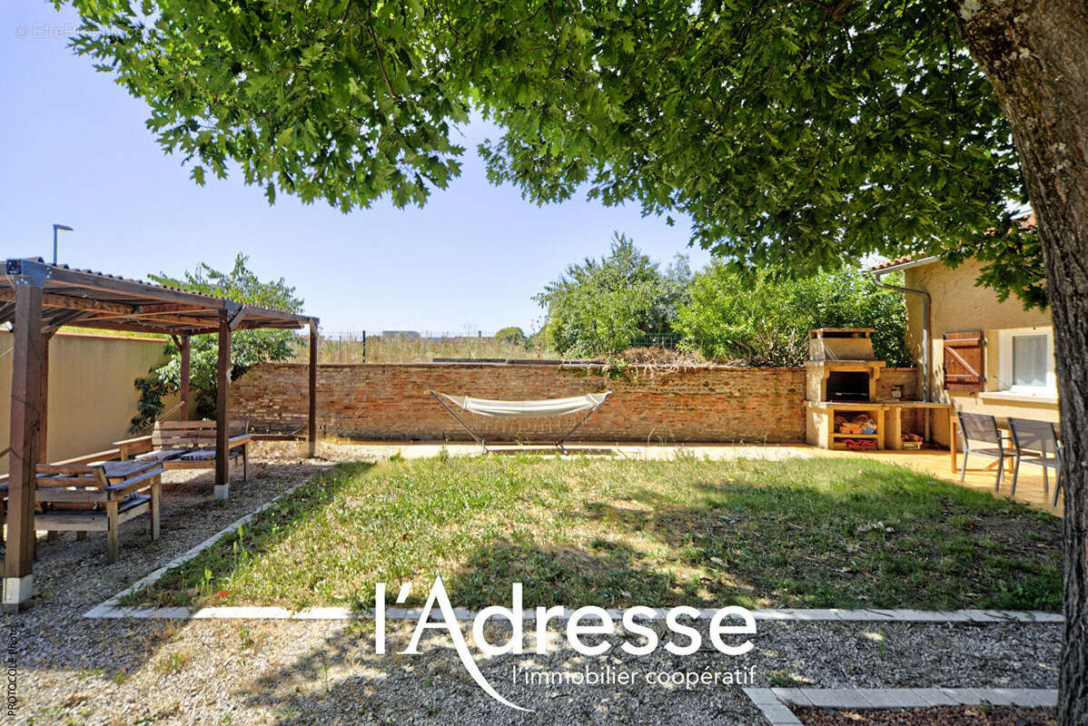 Exclusivité l'Adresse - Toulouse (Quartier Bordeblanche / Lardenne) - Maison T5 de 157.28m² sur un Terrain de 425m² - photo 11