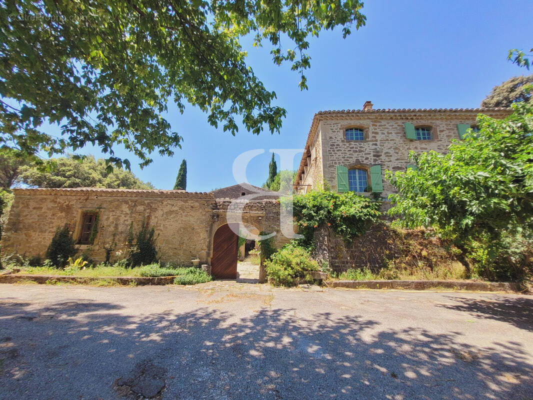 Maison à GRIGNAN